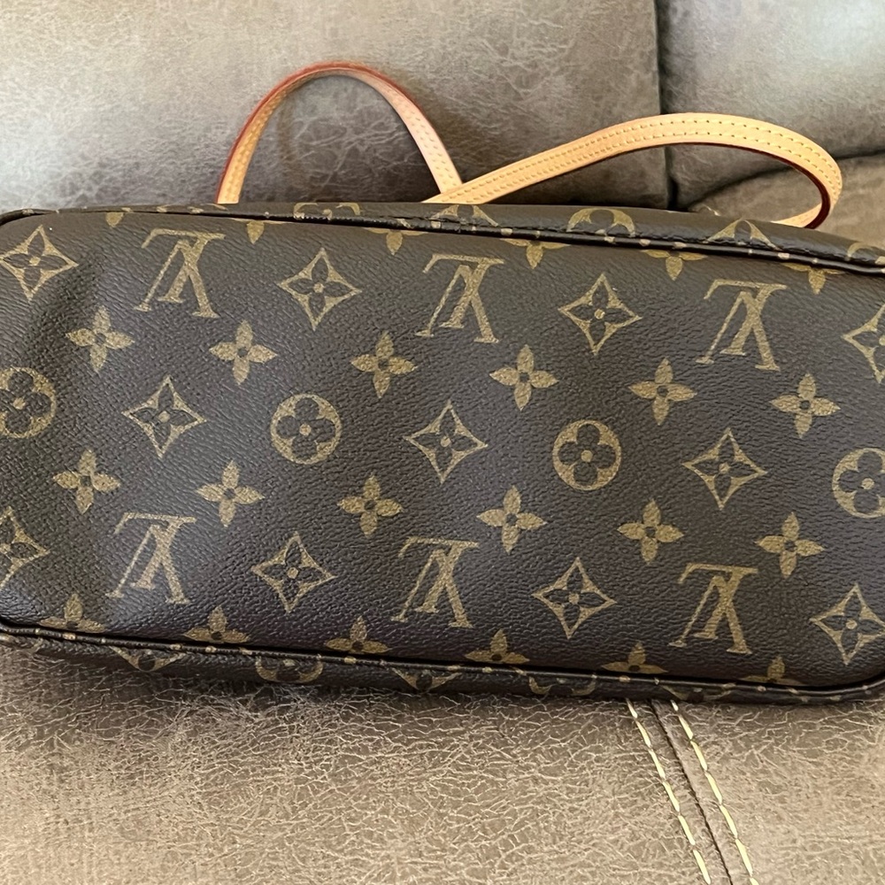 Louis Vuitton Authentic LV PM Neverfull - Picture 7 of 16